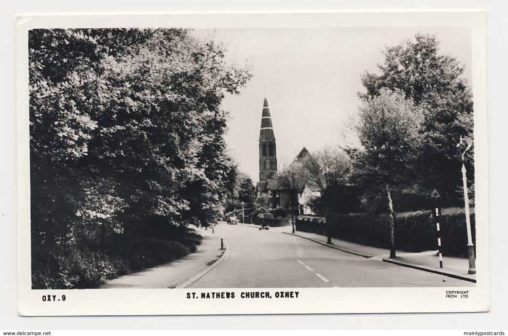 AJ36 St Mathews Church, Oxhey - RPPC - Hertfordshire