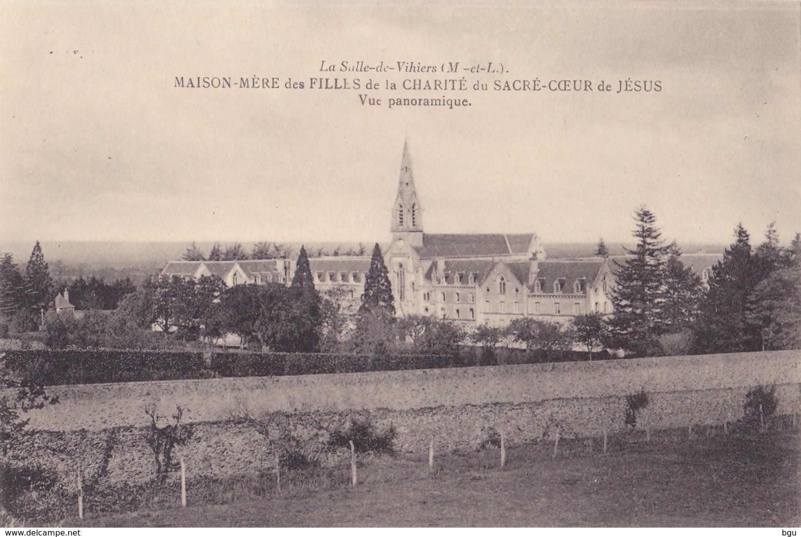 La Salle De Vihiers (49) - Maison Mère Des Filles De La Charité - Vue Panoramique - /3 - Other & Unclassified