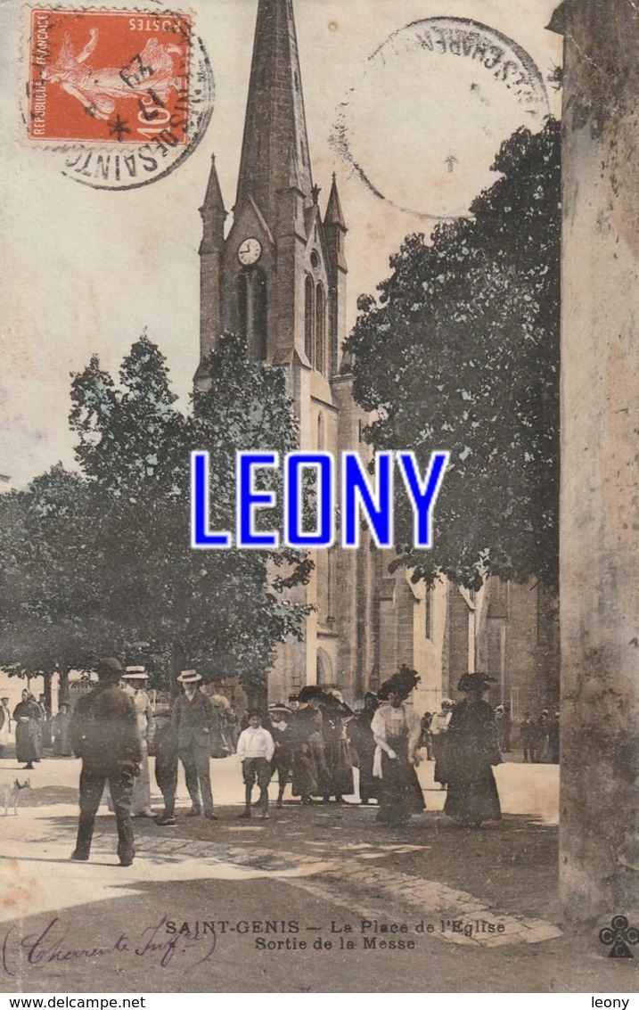 CPA  De SAINT GENIS   (17) - La PLACE De L' EGLISE - SORTIE De La MESSE - ANIMATIONS 1915 - Other & Unclassified