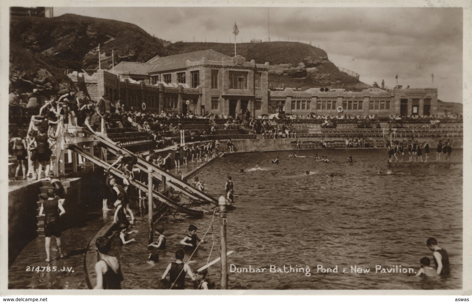 RPPC: DUNBAR BATHING POND / POOL & NEW PAVILION, DUNBAR, E.LOTHIAN, SCOTLAND Pu1937 Animated - East Lothian