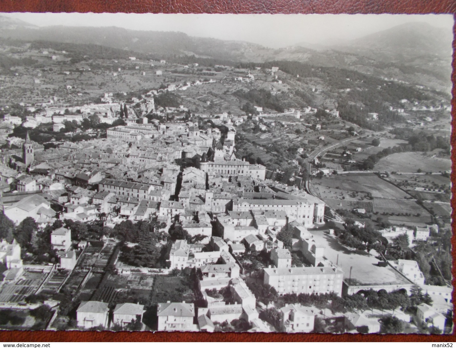 07 - AUBENAS En VIVARAIS - Cité Féodale - Vue Générale Aérienne. (CPSM) - Aubenas