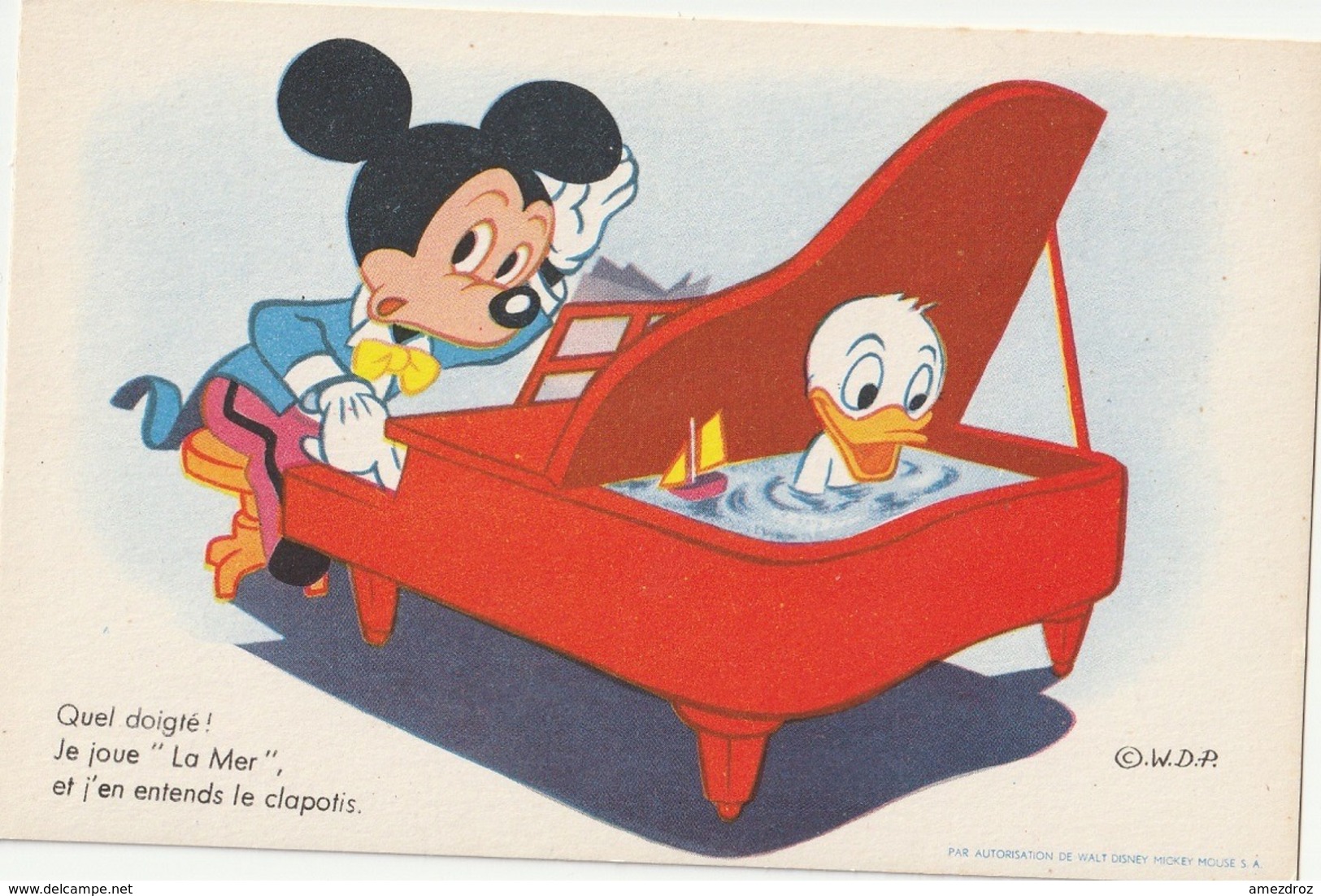 CP Walt Disney Quel Doigté Je Joue La Mer Et J'entend Le Clapotis, Un Neveu De Donald Ce Baigne Le Piano De Mickey - Humor