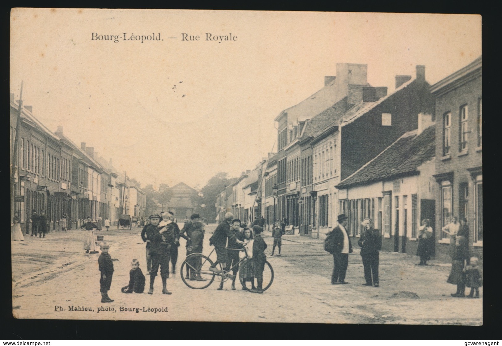 BOURG LEOPOLD  - RUE ROYALE -   2 AFBEELDINGEN - Leopoldsburg