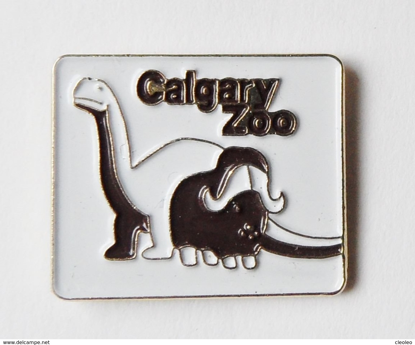 Pin's Zoo Calgary Dinosaure Buffle - ANIMAUX - Dieren