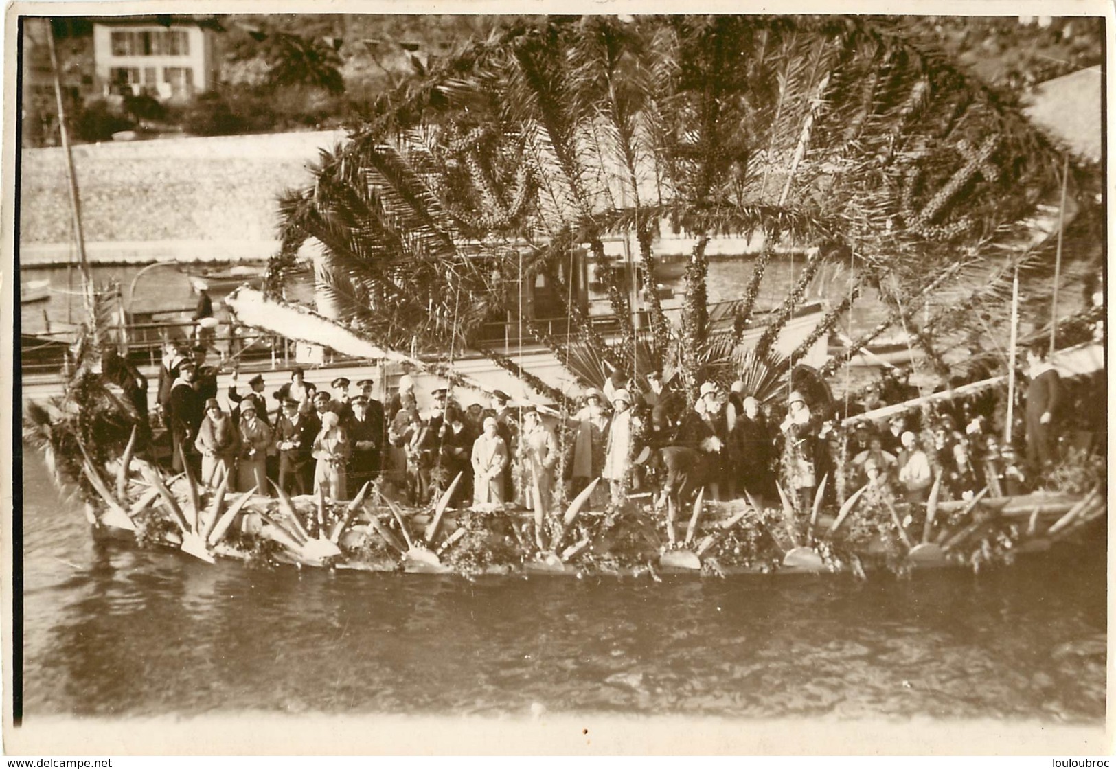 GRANDE PHOTO ORIGINALE VILLEFRANCHE SUR MER COMBAT NAVAL FLEURI  23 X 16 CM - Orte