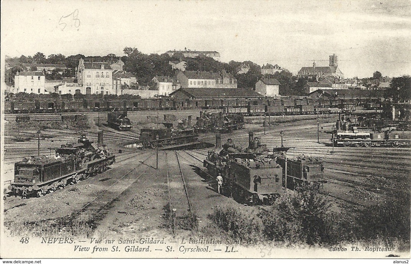 NEVERS ( 58 ) - Vue Sur Saint Gildard -  L'institution Saint Cyr ( Trains à Vapeur - Locomotives ) - Nevers