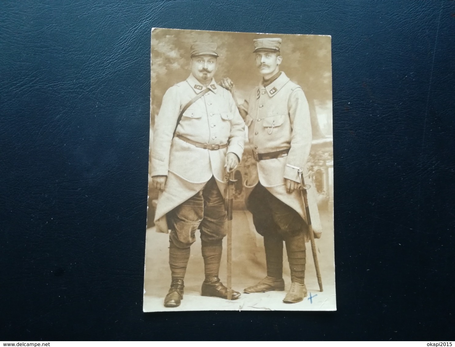 CARTE - PHOTO MILITAIRES DU FORT 1 RÉGIMENT ENVOYÉE DE WIJNEGEM ANVERS BELGIQUE  VERS BRUXELLES PERSONNE NOMMÉE + 2 CP