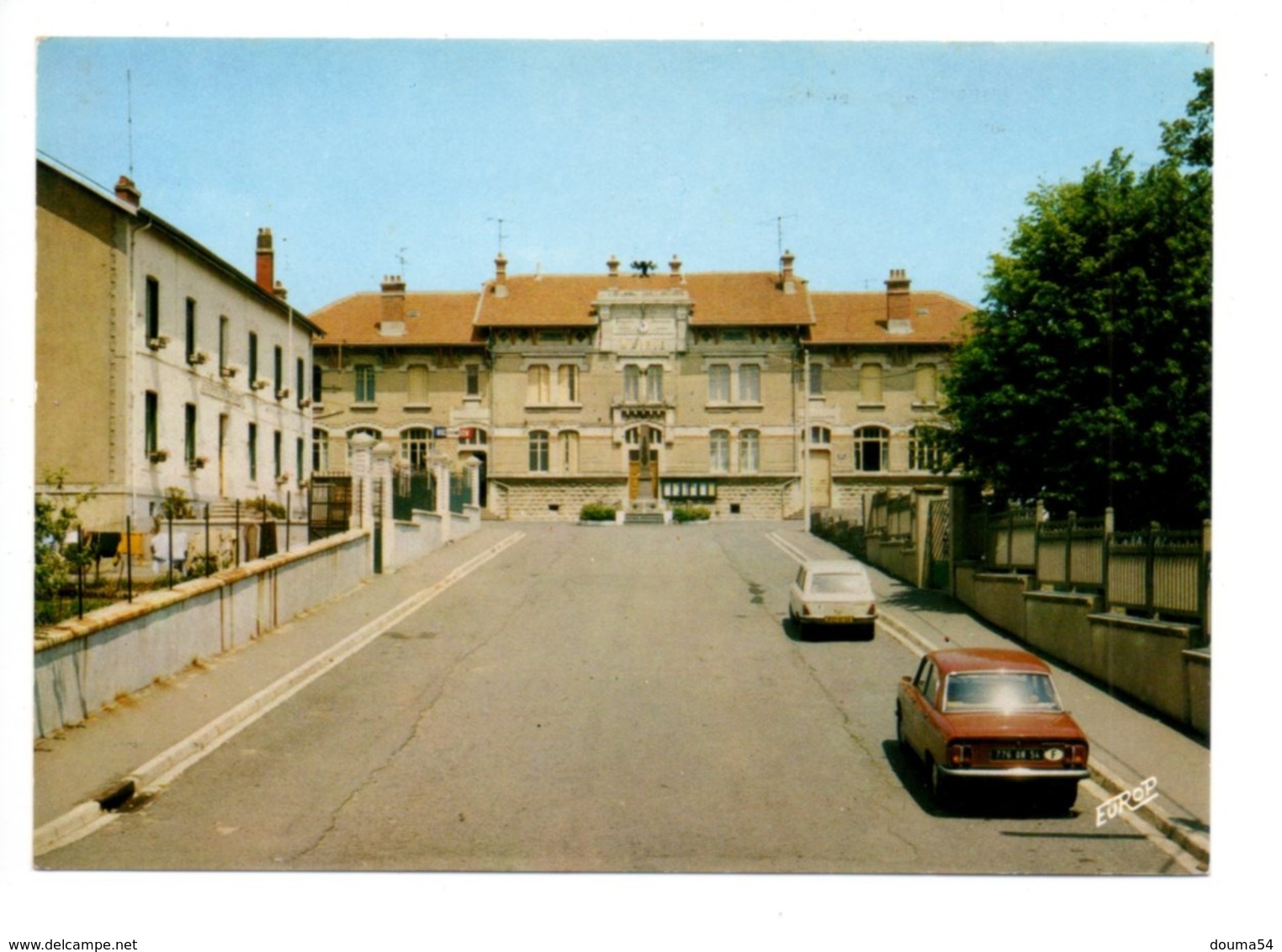 PEUGEOT 304, 204 Break, à Piennes (54) - Voitures De Tourisme