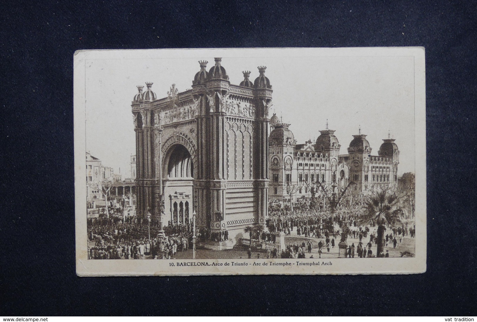 ESPAGNE - Carte Postale De Barcelone Pour L' Allemagne En 1942 Avec Contrôles Postaux - L 45657 - Nationalistische Censuur