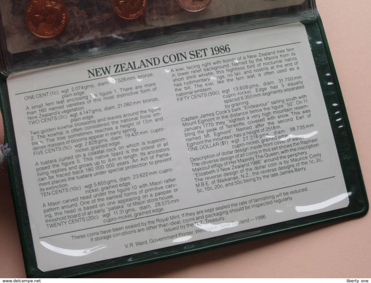 NEW ZEALAND COIN ISSUE 1986 Uncirculated Set ( KAKAPO / V.R. Ward ) > ( For Grade, Please See Photo ) ! - Nueva Zelanda