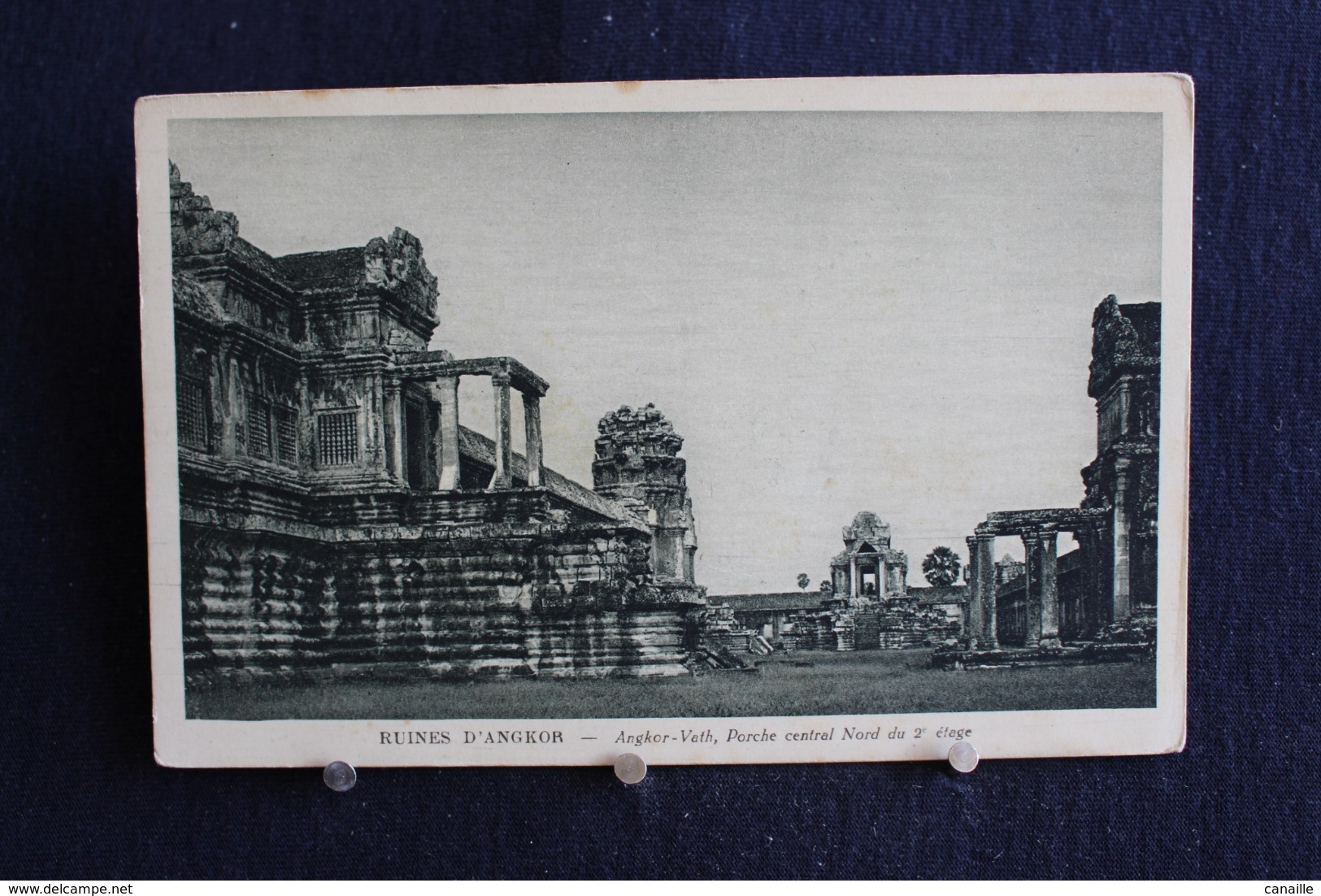G-252 / Asie  Cambodge - Ruines D'Angkor - Angkor-Vath, Porche Central Des Galeries Ouest Du 2e étage / Circulé - Cambodge