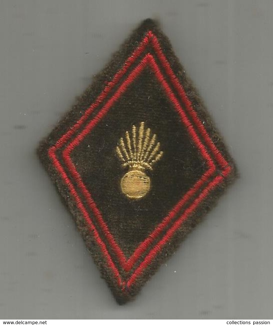 écusson Tissu , Militaria   , 2 Scans - Patches