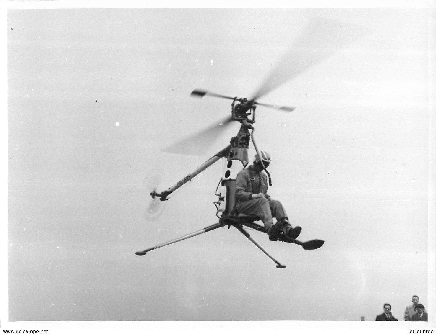 GRANDE PHOTO ORIGINALE  ROTORCYCLE O-ROE-1  HELIPORT DE ISSY LES MOULINEAUX SERVICE CINEMA DES ARMEES FORMAT 24 X 18 CM - Aviation