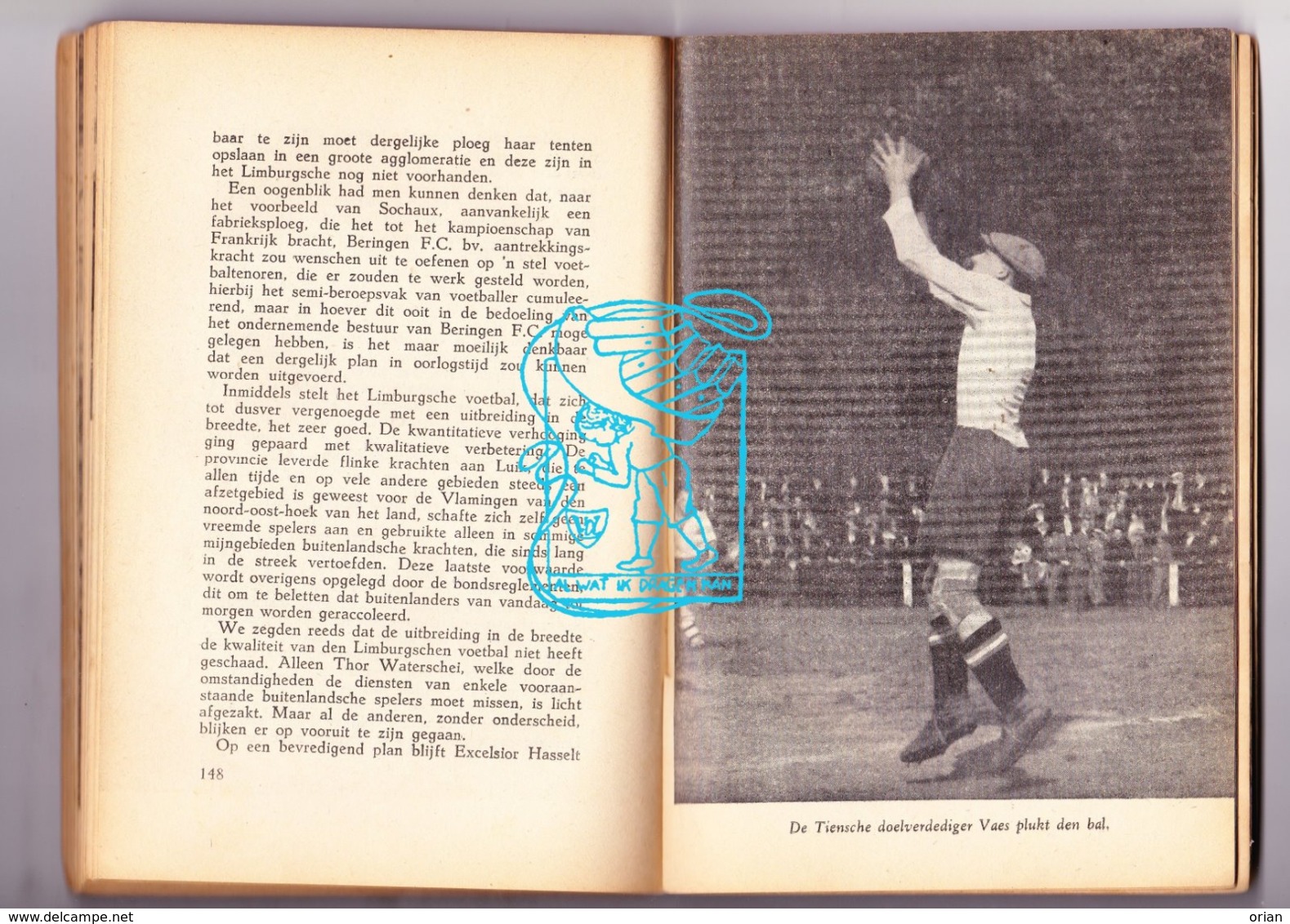 Voetbal Football WO II - Boek 'Voetballers van heden' - Belgische Competitie 1942-43 / Anekdotes Foto's Klassement