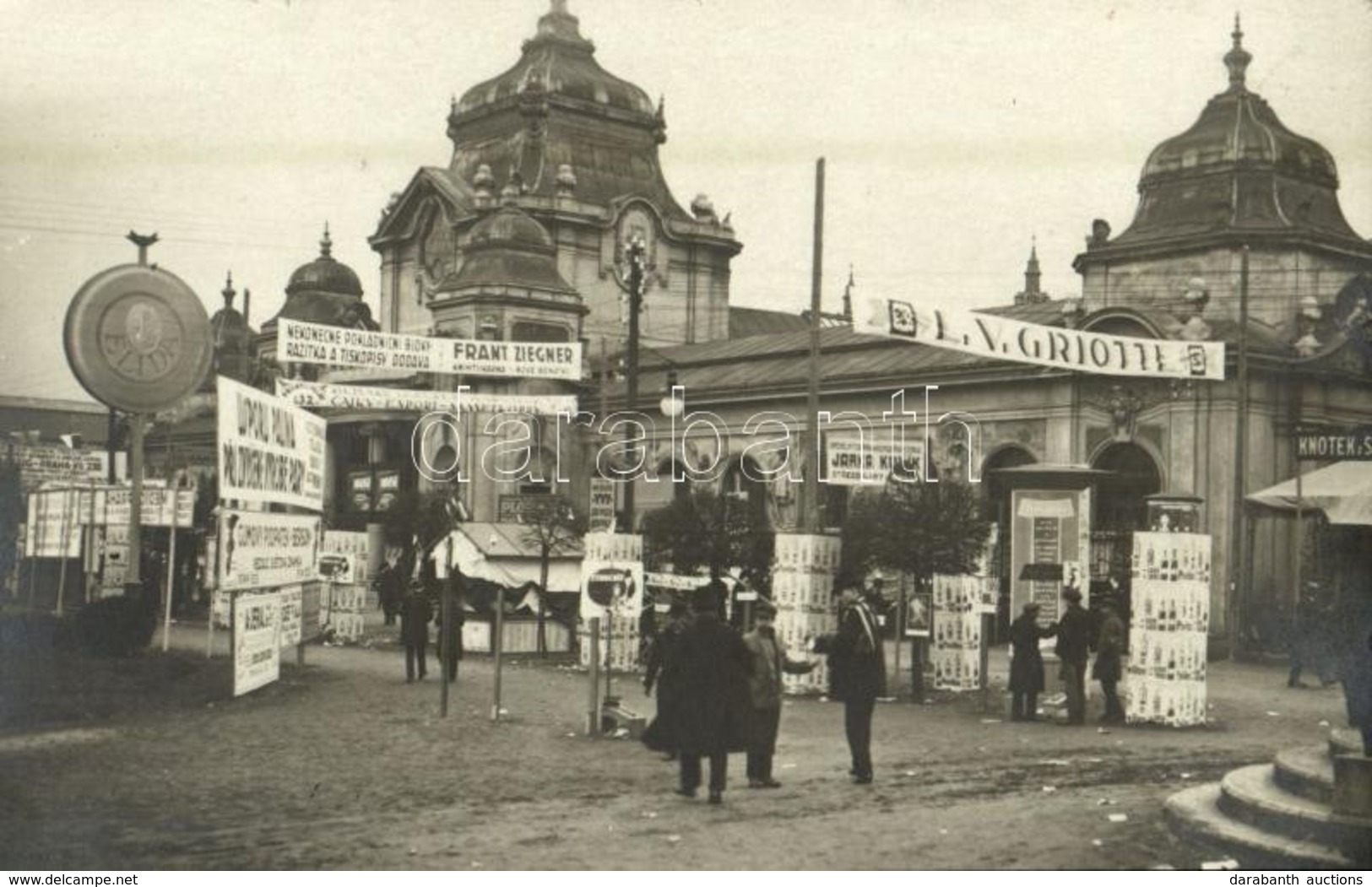 * T2 Praha, Prag, Prague; Mezinárodní Veletrh / International Fair, L.V. Griotti, Frant Ziegner, Elida. Photo - Sin Clasificación