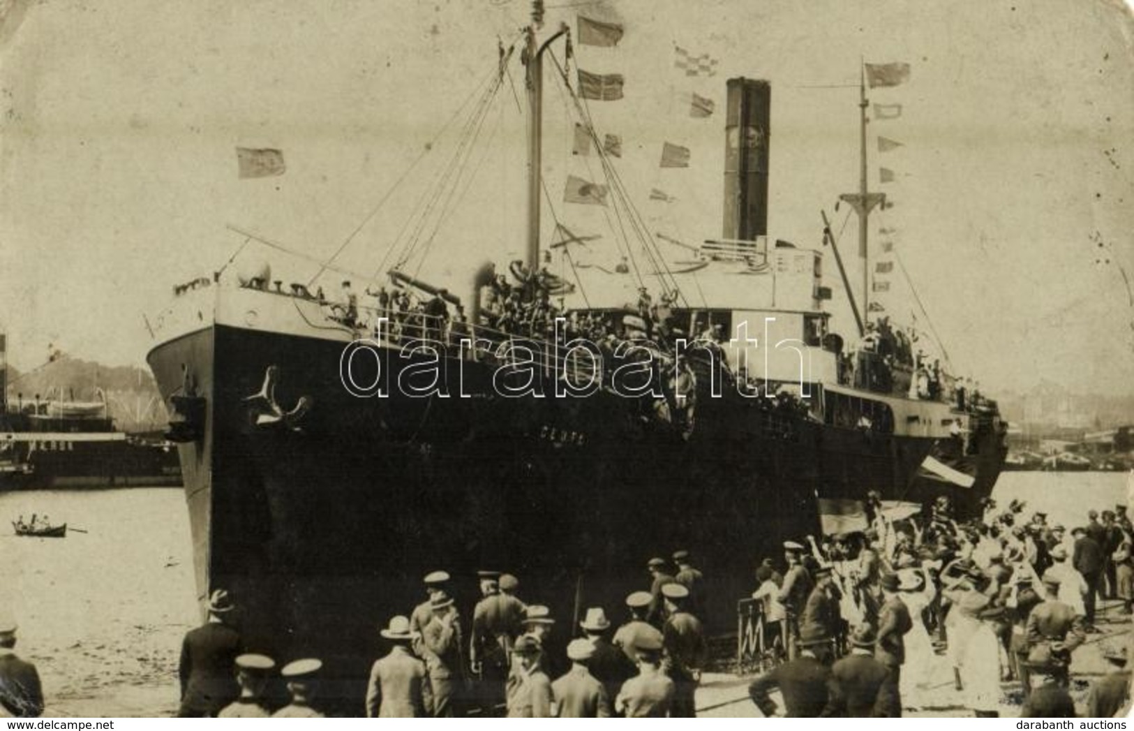 * T2/T3 'SS Ceuta' German Steamship Of The Oldenburg Portuguese Line At The Port, Crowd Cheering. Photo (kopott Sarkak / - Sin Clasificación