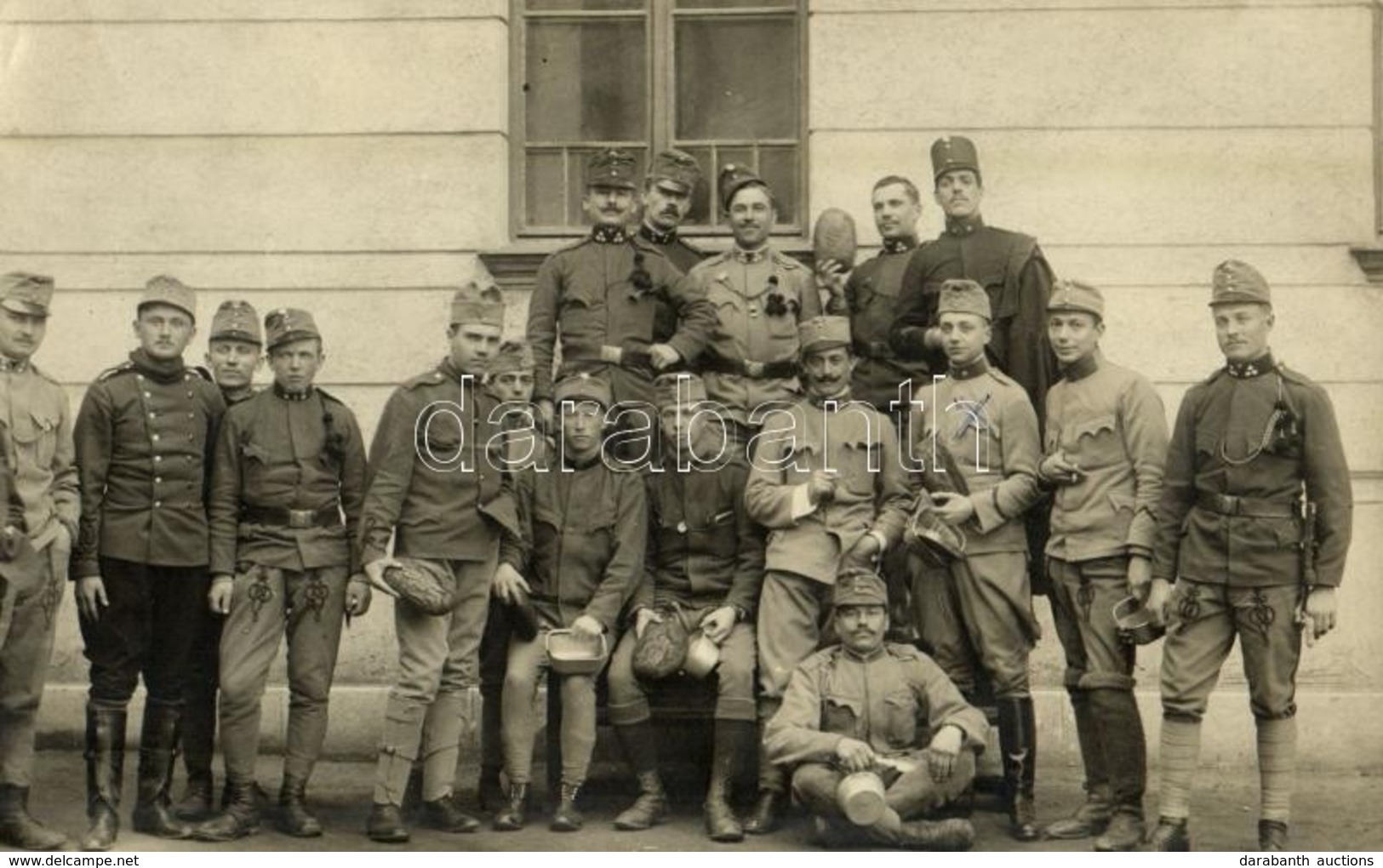 T1/T2 1915 Miskolc, III. Honvéd Kerület Egy évi önkéntesi Osztag Katonái Kenyérrel / WWI K.u.K. Hungarian Military, Sold - Sin Clasificación