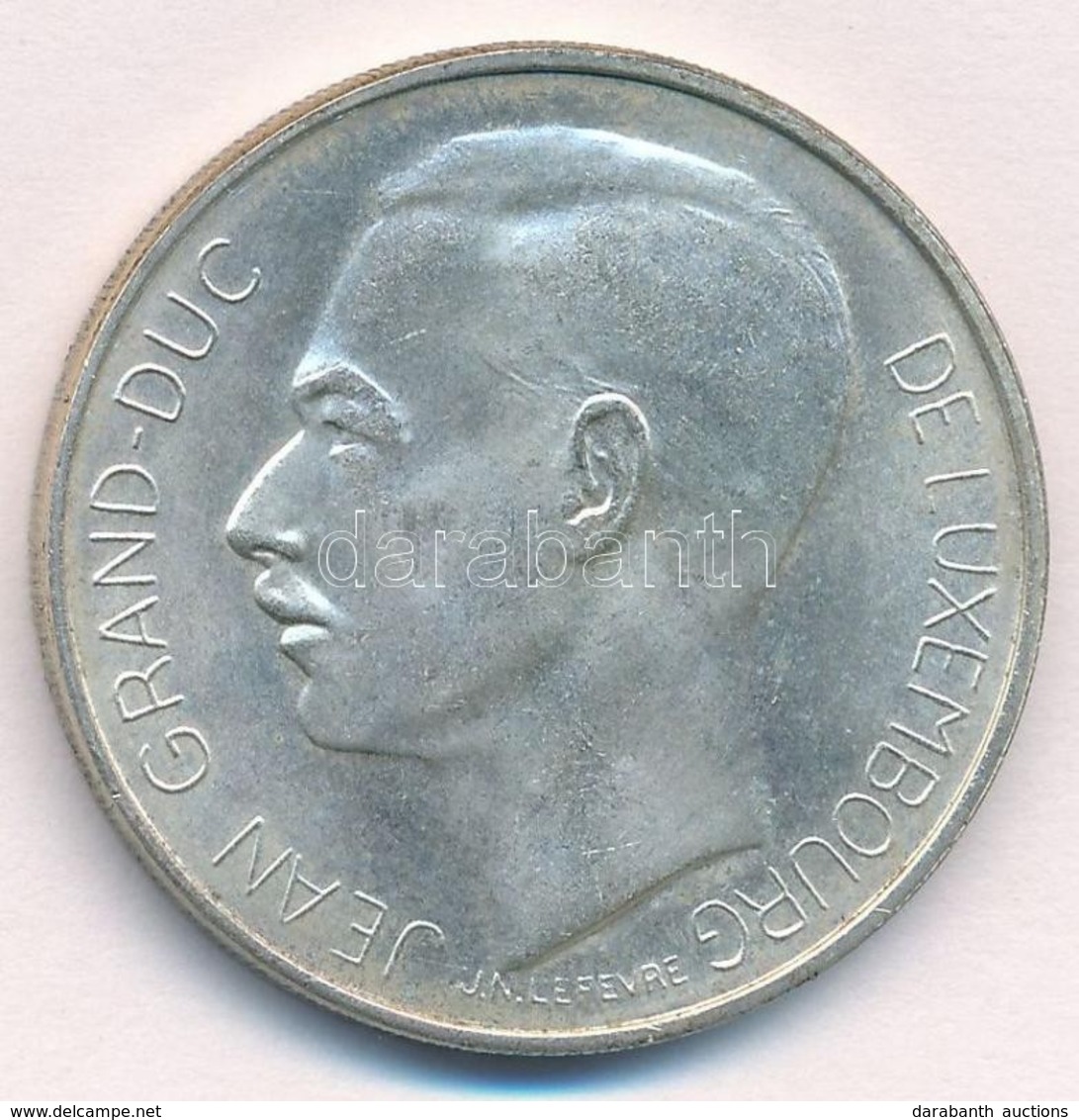 Luxemburg 1964. 100Fr Ag 'Jean' T:1-
Luxembourg 1964. 100 Francs Ag 'Jean' C:AU 
Krause KM#54 - Sin Clasificación