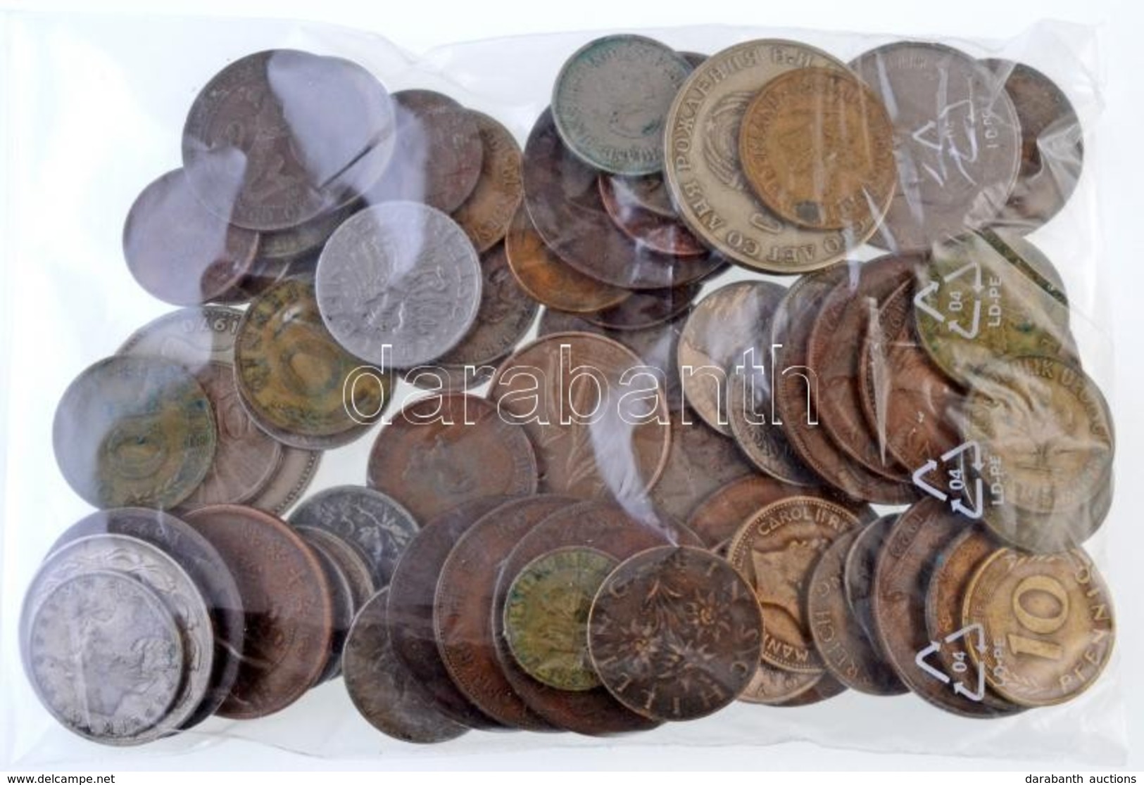 Vegyes Külföldi érme Tétel 384g-os Súlyban, Közte 3db Kisezüst T:vegyes
Mixed Coin Lot In 384g Net Weight, With 3pcs Of  - Sin Clasificación