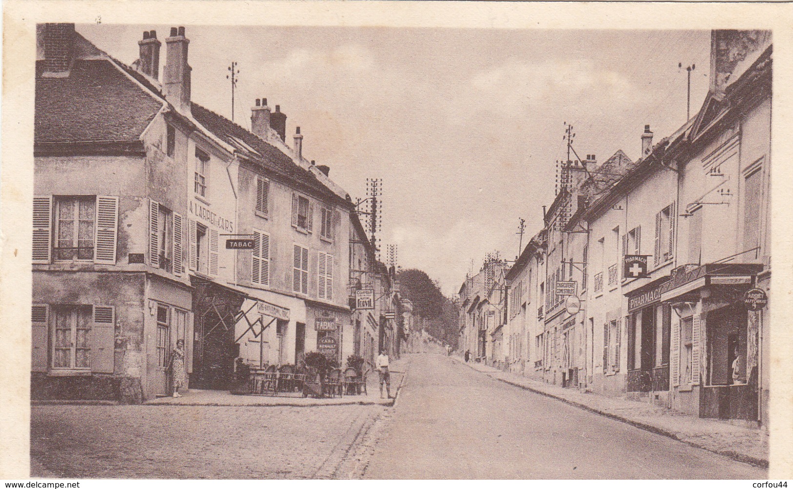 LOUVRES : Le Tabac - Rue De Paris - Louvres