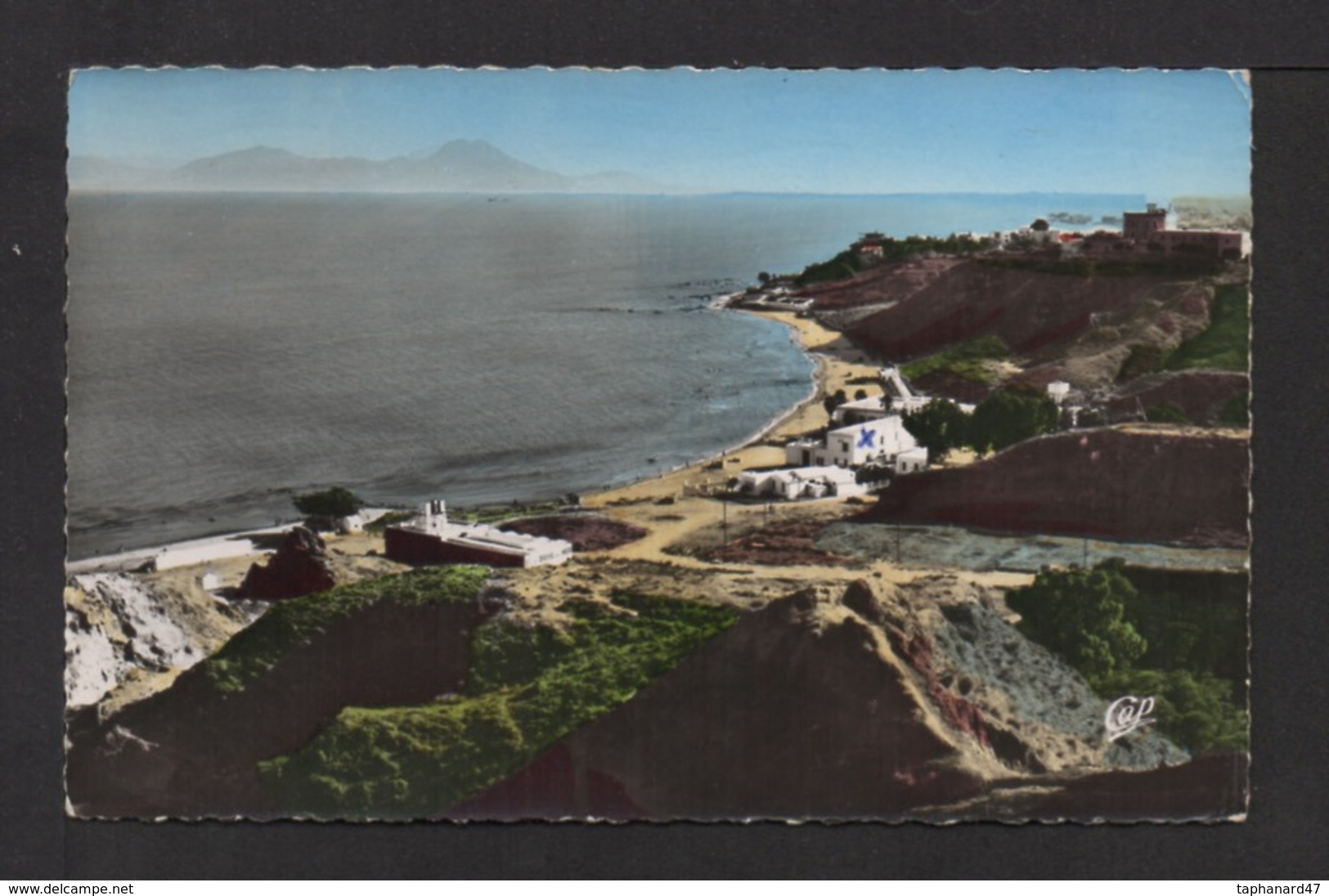 CPSM Pf . TUNISIE . AMILCAR . Vue Générale De La Plage . - Tunisia