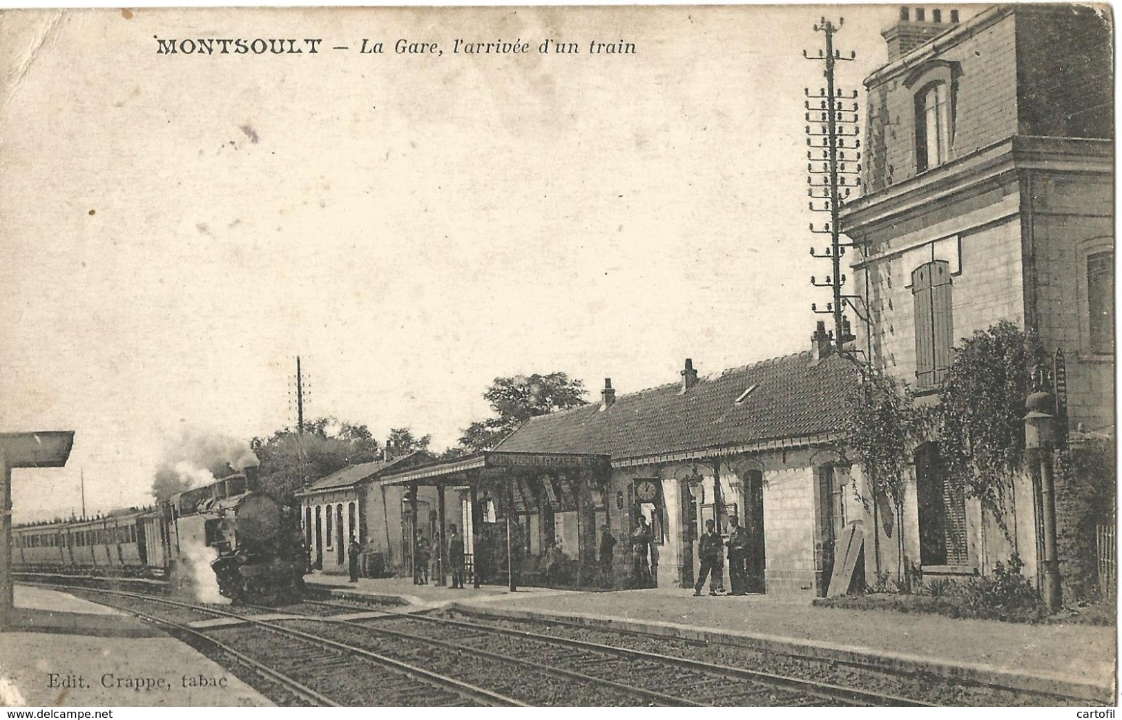 MONTSOULT - La Gare, L'arrivée D'un Train - Montsoult
