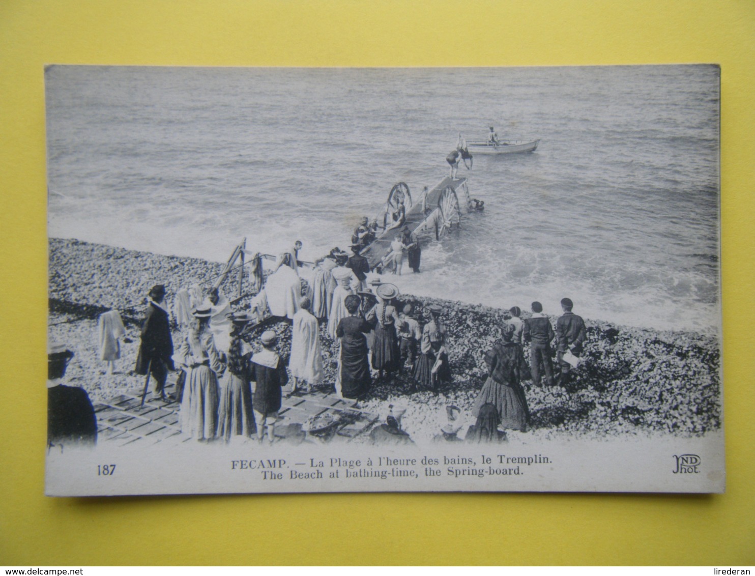 FECAMP. La Plage à L'Heure Des Bains. Le Tremplin. - Fécamp