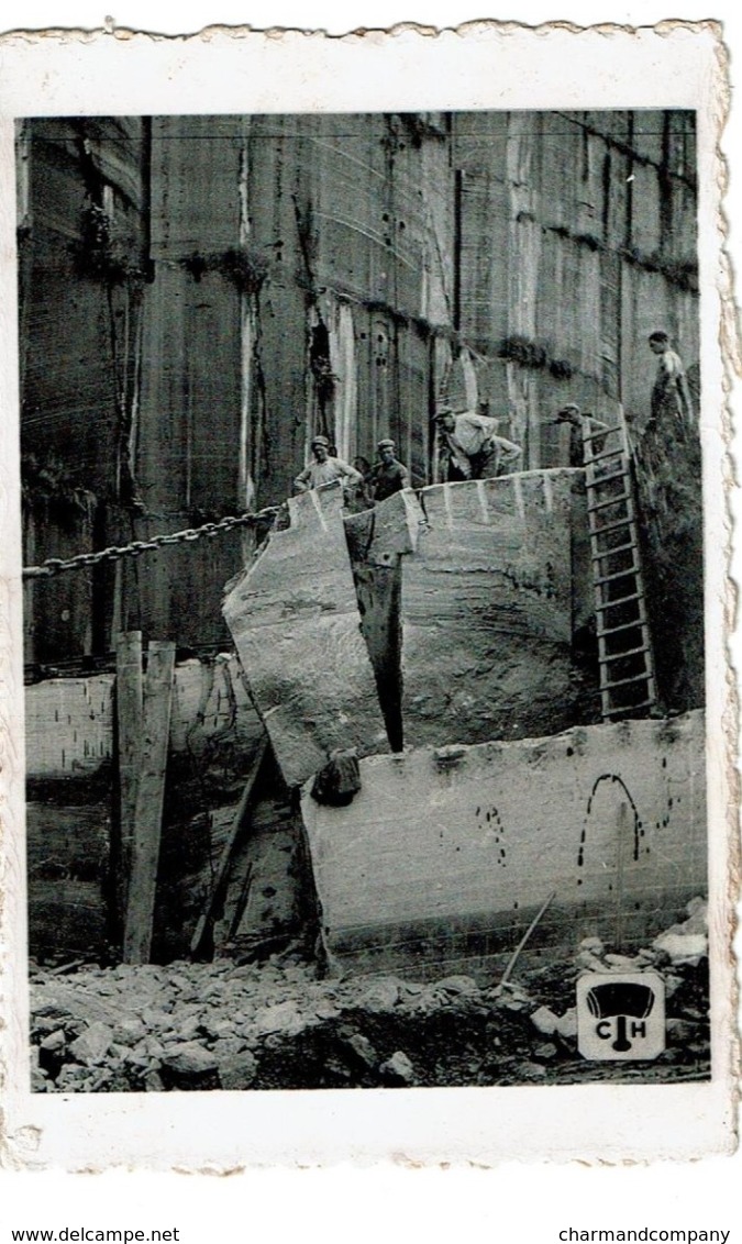 Carrières Du Hainaut à Soignies - Extraction D'un Bloc - 2 Scans - Soignies