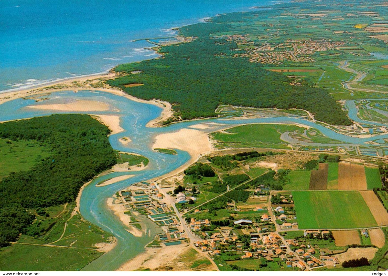 Dep 85 , Cpm TALMONT SAINT HILAIRE , PORT BOURGENAY , 425 , La Plage Du Veillon Et Port De La Guittière (11543) - Talmont Saint Hilaire