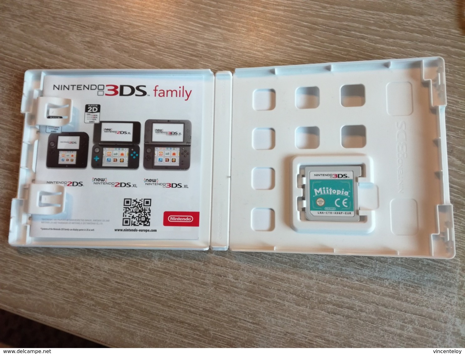 Jeu  NINTENDO  3  DS   MIITOPIA  En L Etat Sur Les Photos - Nintendo 3DS