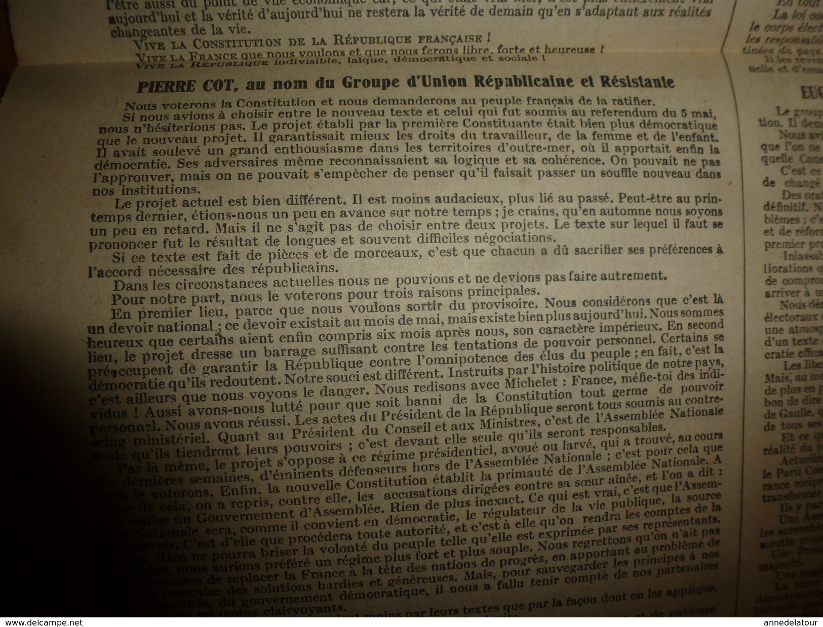 1946 CONSTITUTION de la République Française, signé:Jacques Duclos(communiste,Pierre Cot (URR),Ferhat Abbas (UDMA),etc