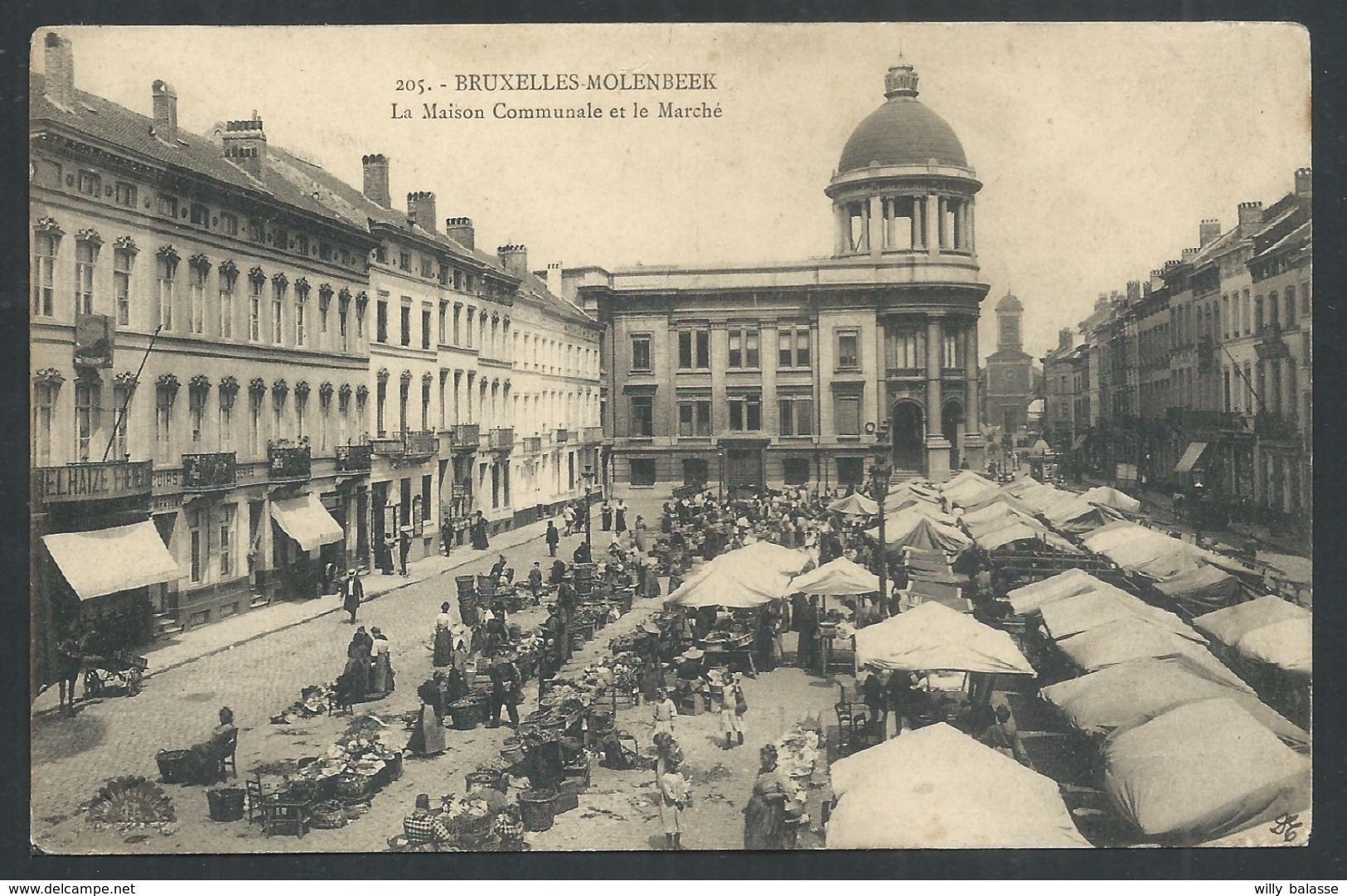 +++ CPA - Brussel - Bruxelles - MOLENBEEK - Maison Communale Et Marché   // - Molenbeek-St-Jean - St-Jans-Molenbeek