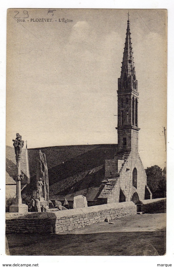 Cpa N° 7022 PLOZEVET L ' Eglise - Plozevet