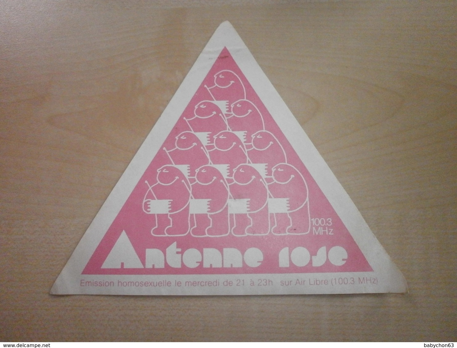 Autocollant Ancien ANTENNE ROSE Sur Air Libre (100.3MHz) - Autres & Non Classés