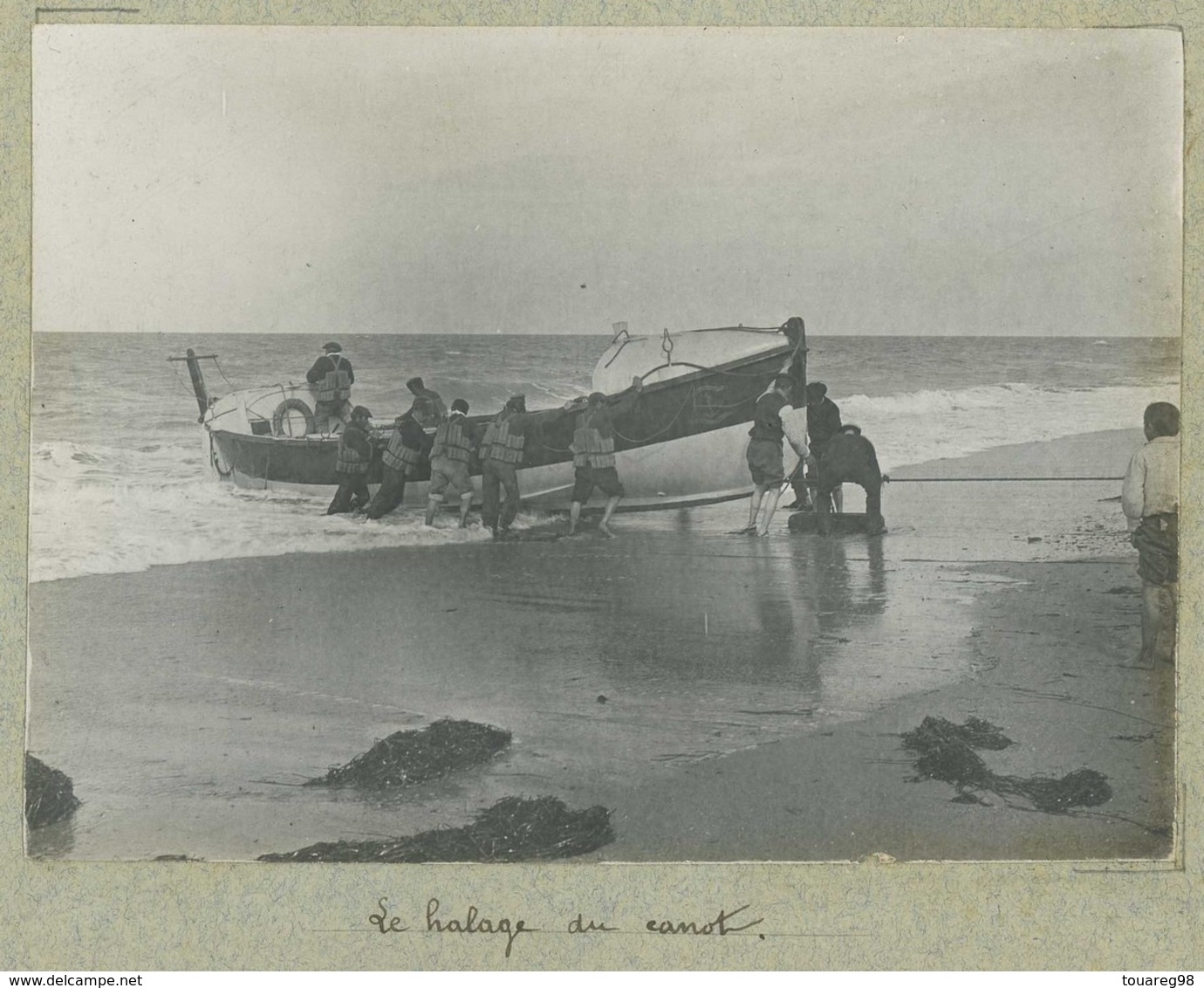 Blainville Circa 1900. Le Halage Du Canot. Manche. Normandie. - Places