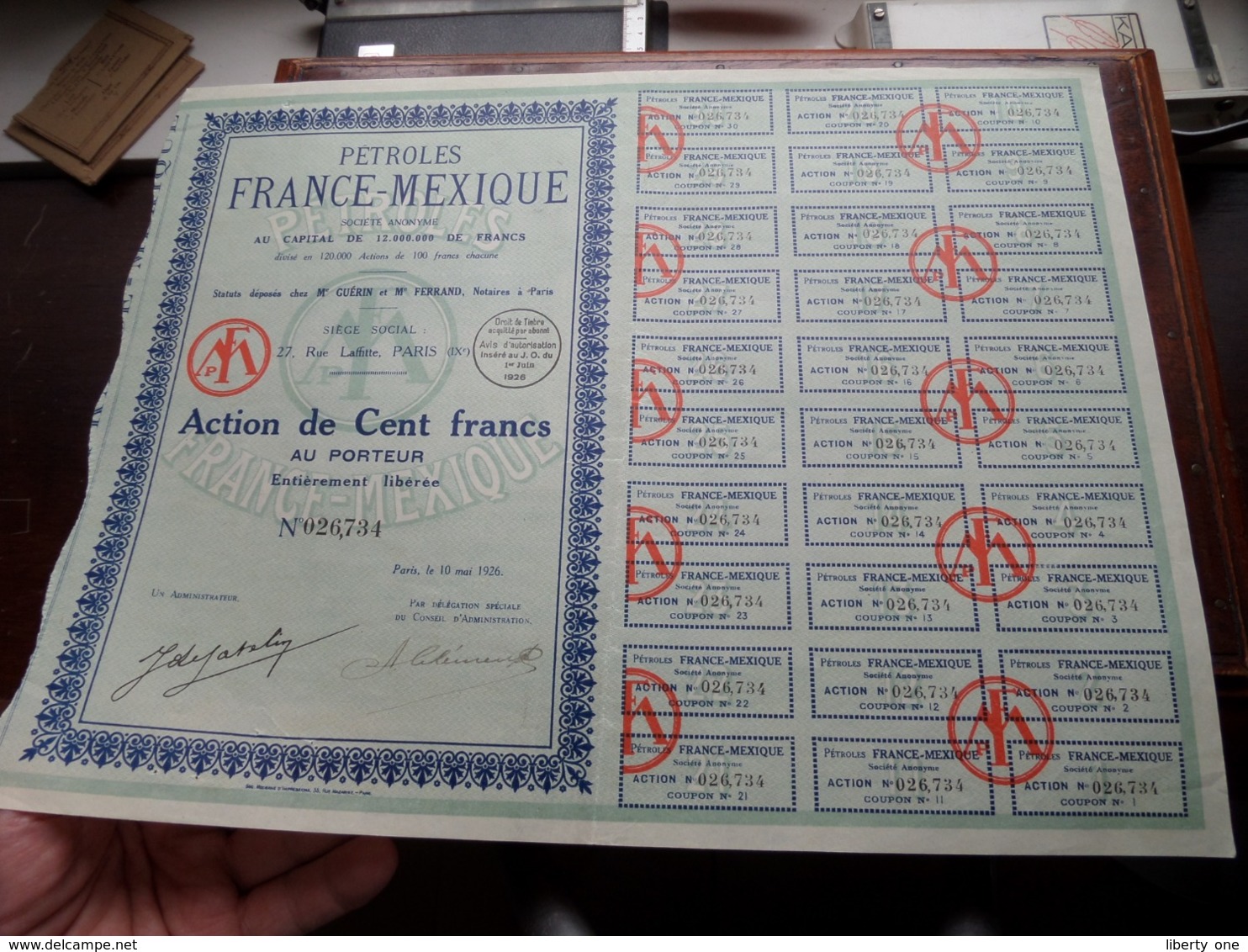 Pétroles FRANCE-MEXIQUE / Action De Cent Francs Au Porteur - N° 026,734 ( Zie/Voir Foto ) ! - Aardolie