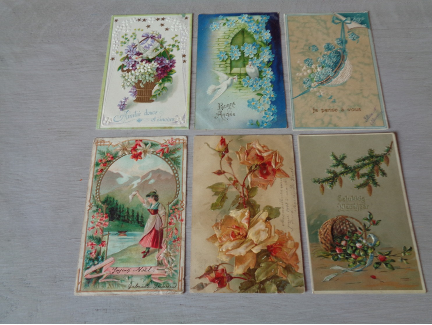 Beau lot de 60 cartes postales de fantaisie gaufrées  gaufrée       Mooi lot van 60 postkaarten van fantasie reliëf