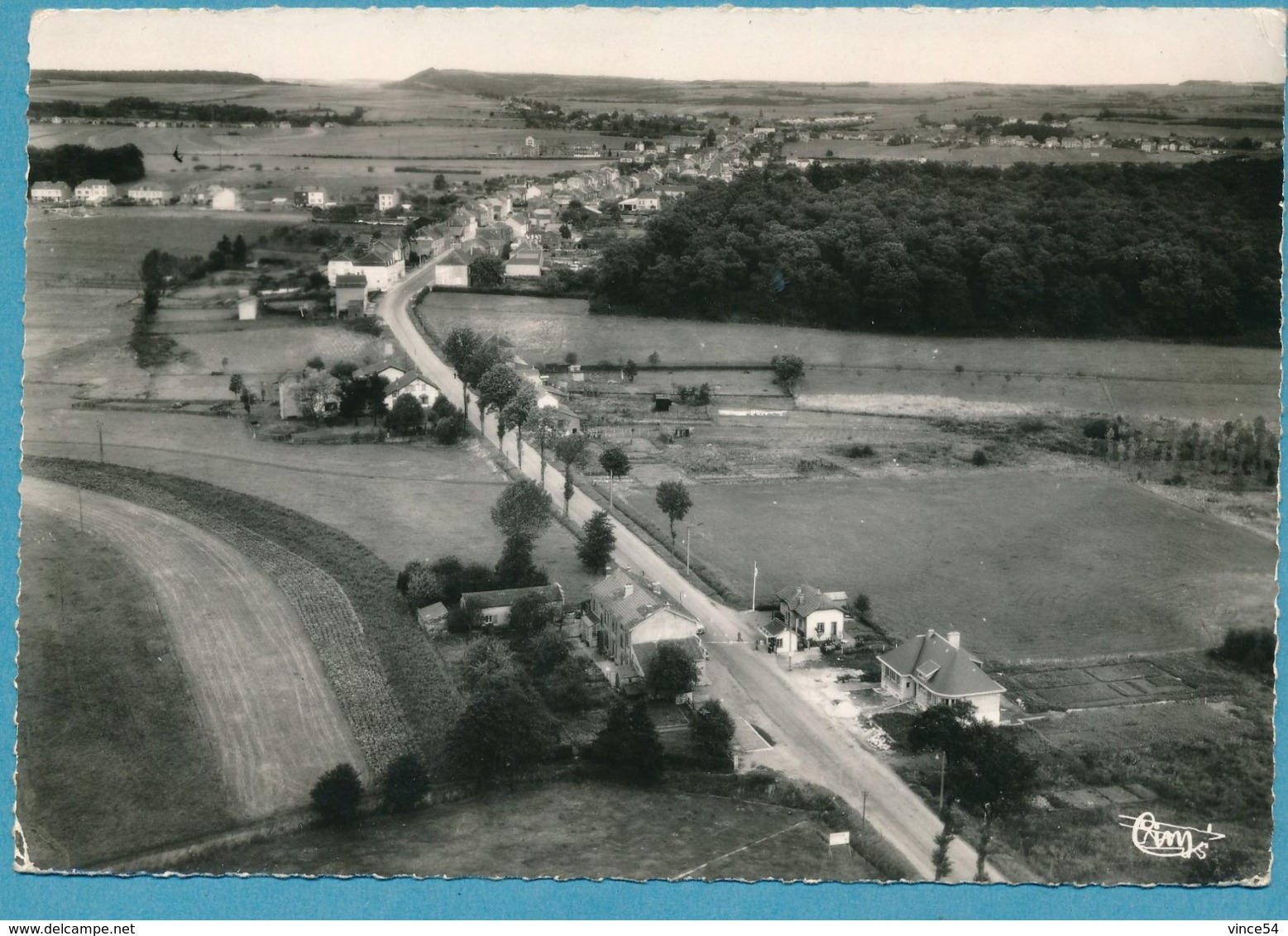 MONT-ST-MARTIN - Vue Aérienne - La Frontière - Photo Véritable Circulé 1958 - Mont Saint Martin