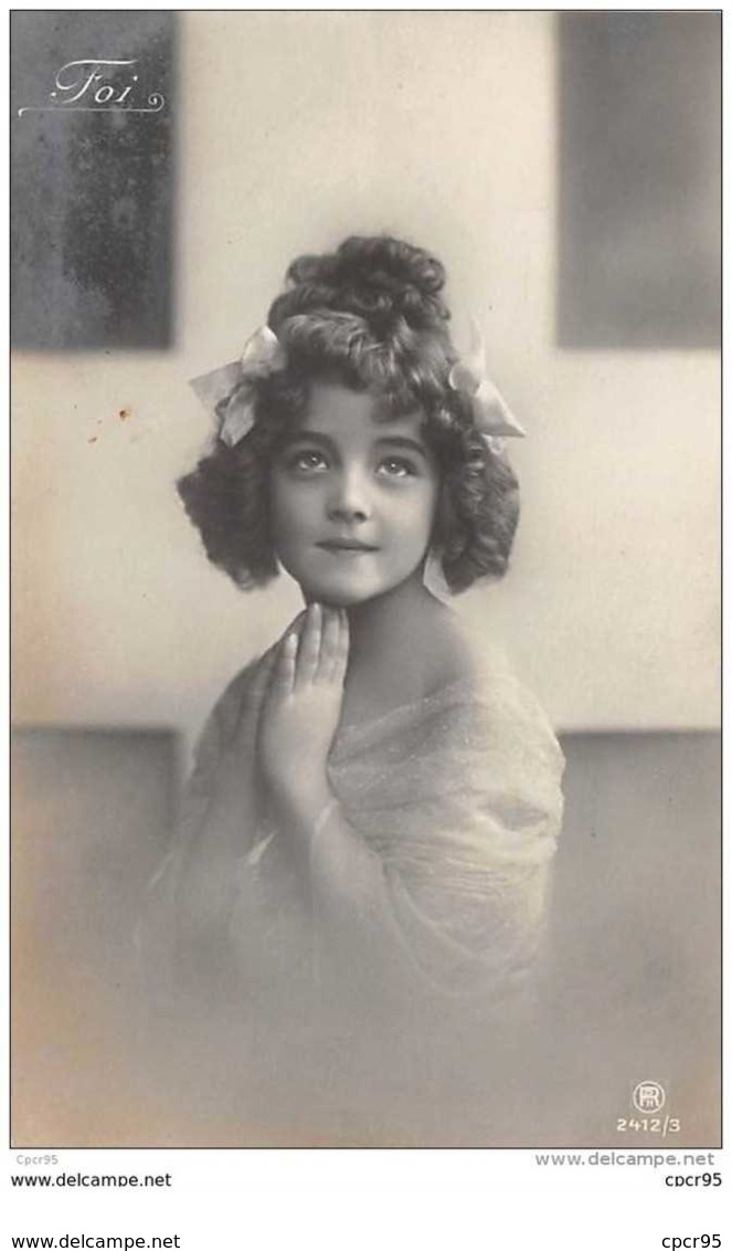 Enfant. N° 50662 . Fillette  . Lili . Foi Grete Reinwald - Portraits