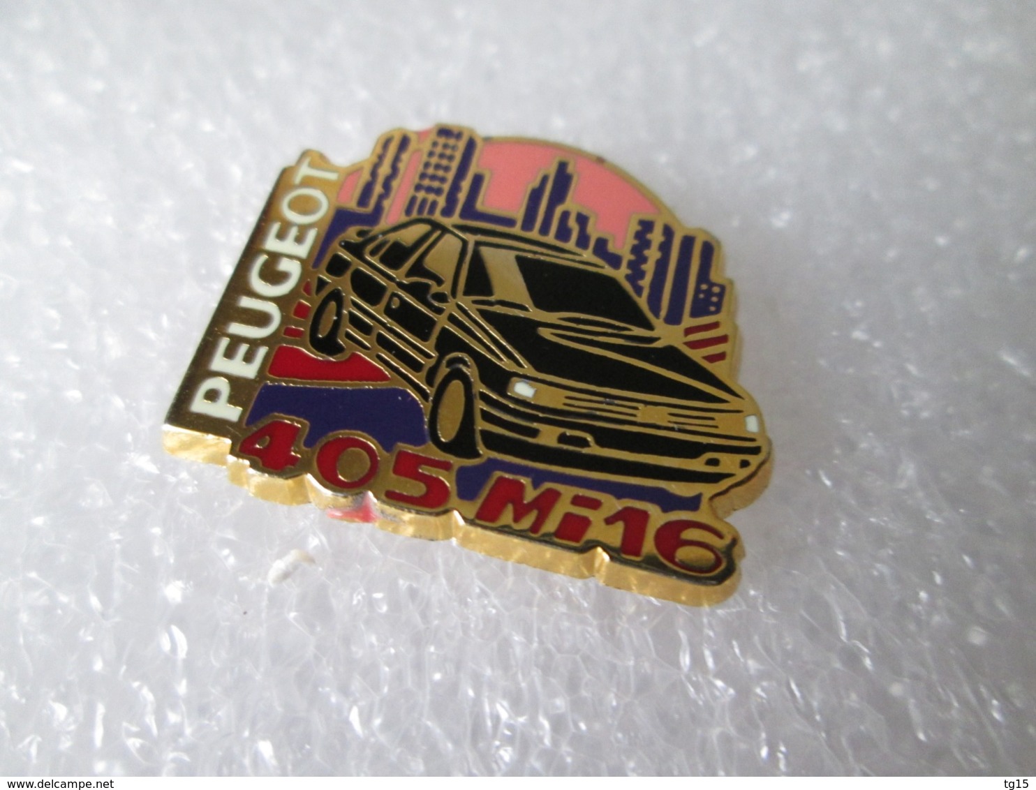 PIN'S   PEUGEOT  405  MI 16   Zamak Helium - Peugeot