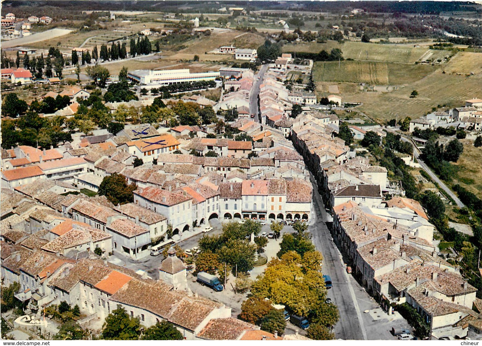 CASTELNAU MONTRATIER  VUE GENERALE AERIENNE - Autres & Non Classés