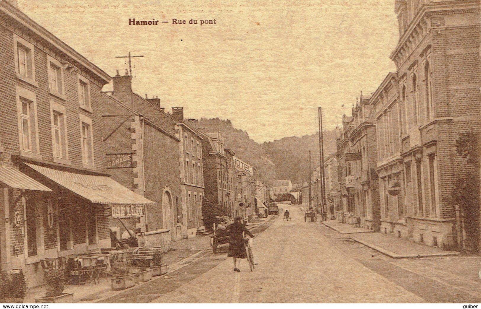 Hamoir Rue Du Pont Desaix Cycliste - Hamoir