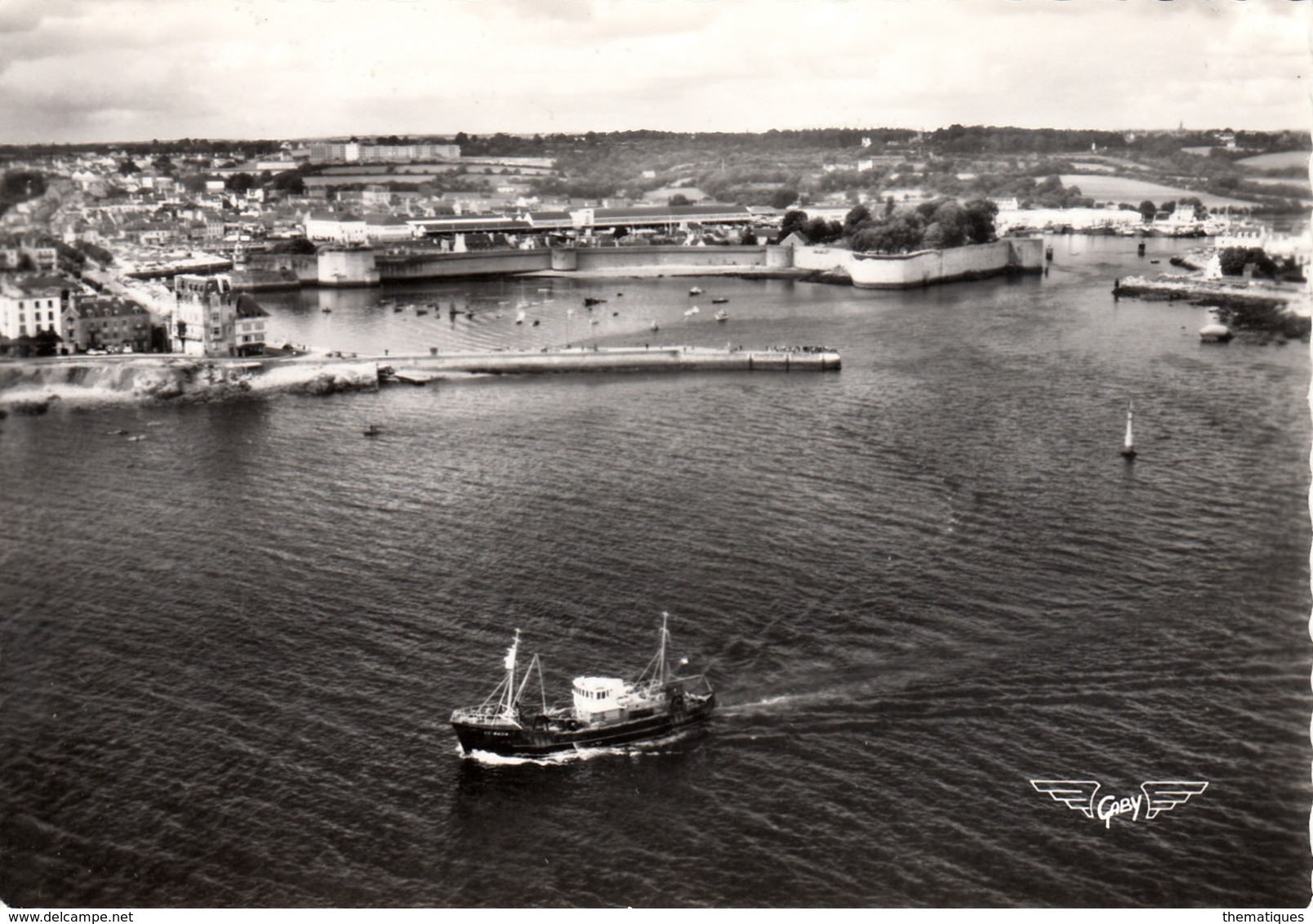 Thematiques 29 Finistère Concarneau  Port De Pêche La France Vue Du Ciel - Concarneau