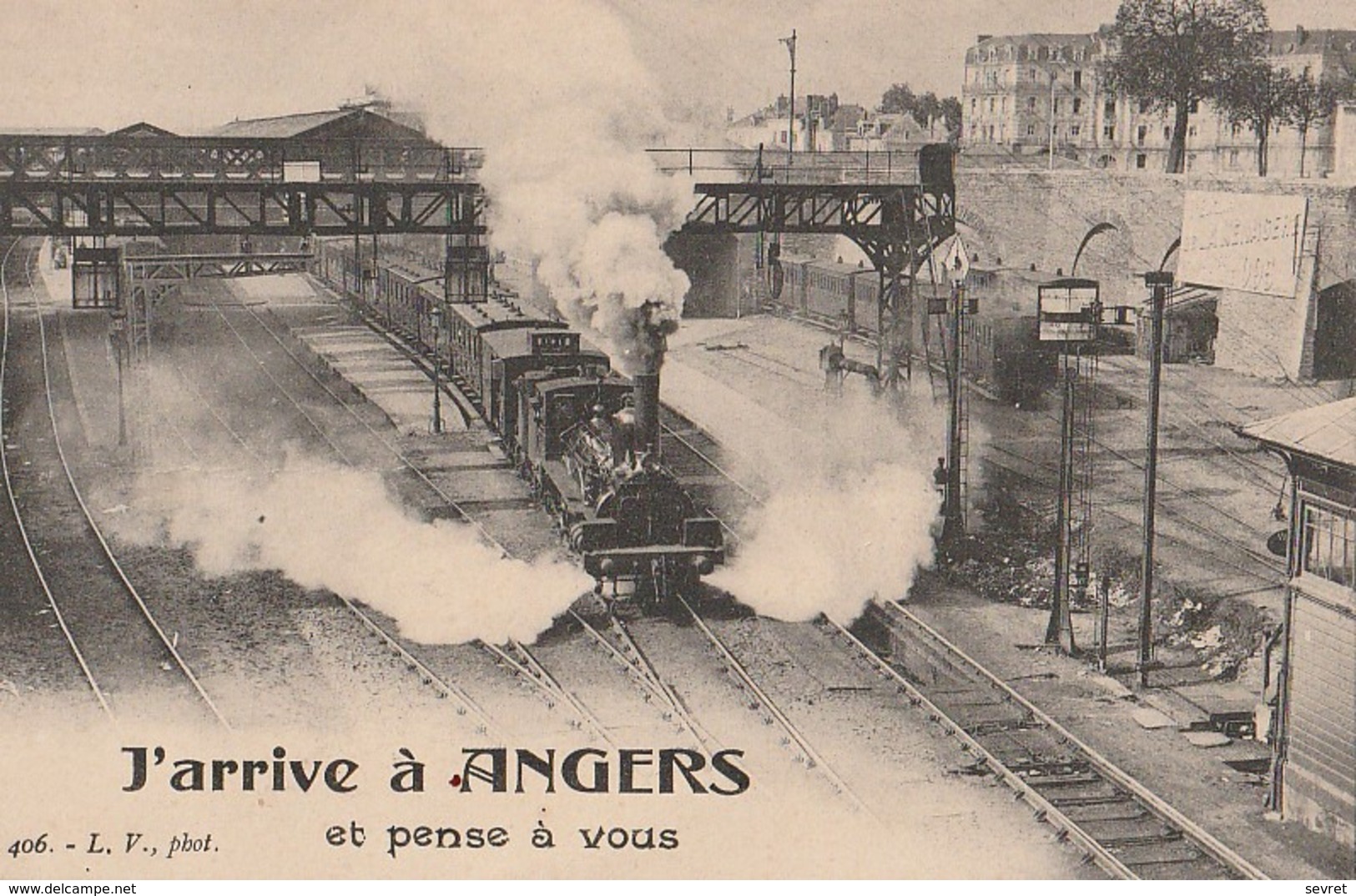 ANGERS - J 'arrive à Angers Et Pense à Vous.    Locomotive Gros Plan. - Angers