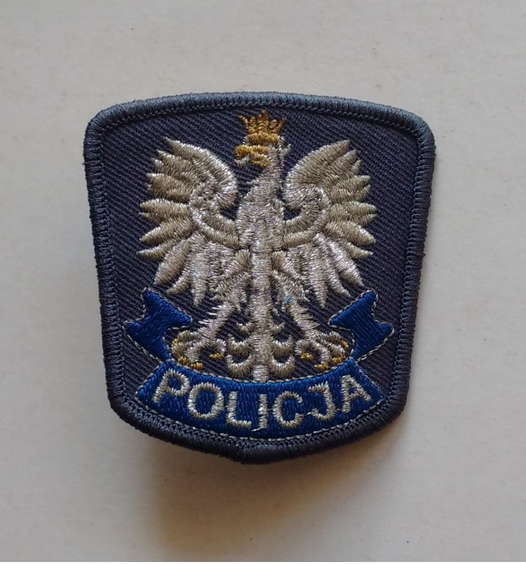 Poland Pologne Badge Eagle From A Police Cap Aigle De Casquette Embroidery Broderie - Police