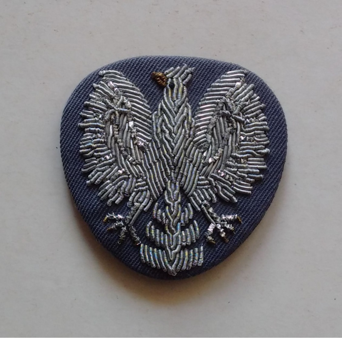 Poland Pologne Badge Eagle From A Police Cap Aigle De Casquette Embroidery Broderie Up To Jusqu'en 1989 (militia Milice) - Polizia