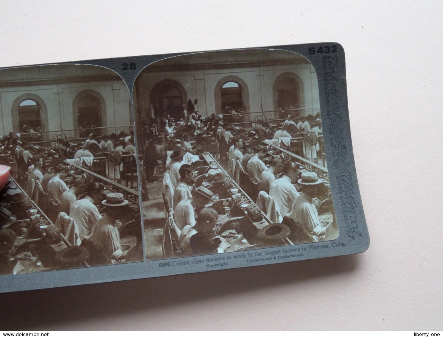 CIGAR Makers At Factory In HAVANA, CUBA (6509) ( Stereo Photo : Underwood > See Photo ) ! - Photos Stéréoscopiques