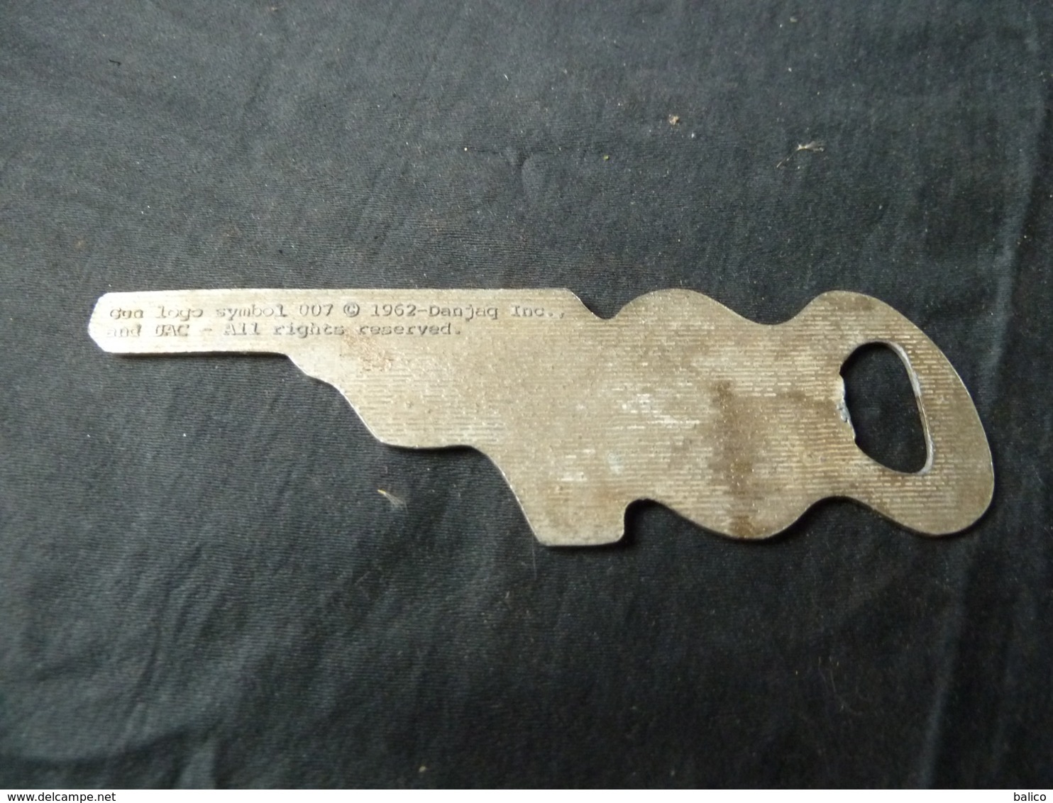 Décapsuleur  PERRIER  007 © 1962 - Bottle Openers