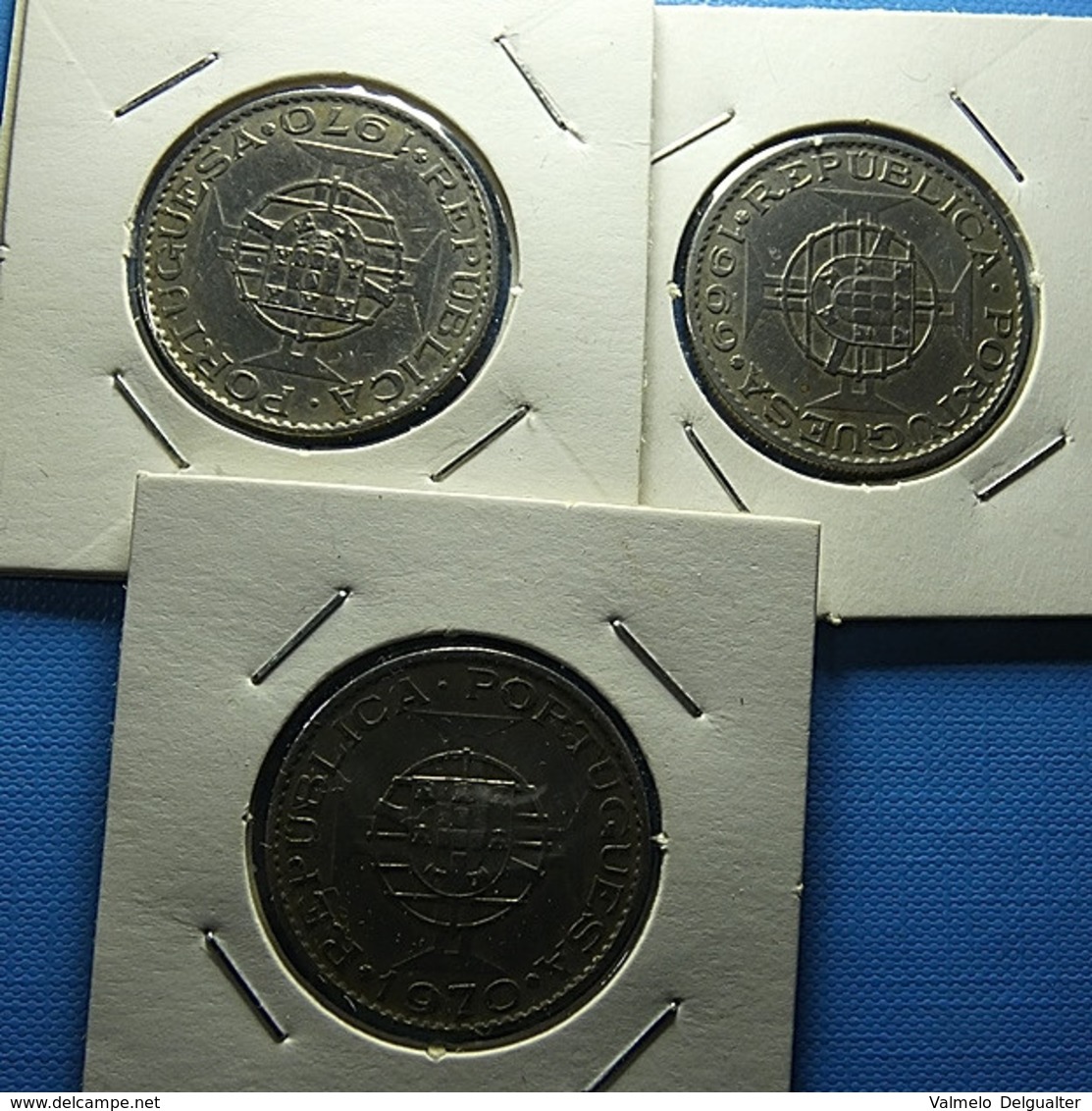 3 Coins Angola And Moçambique 10 Escudos 1969 And 1970 - Kilowaar - Munten