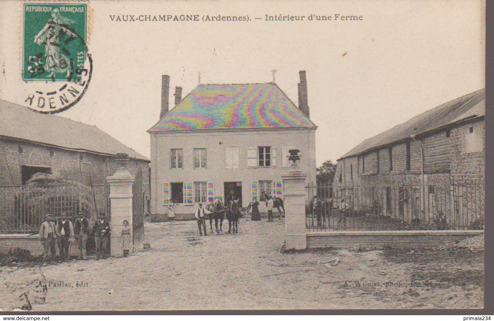 VAUX-CHAMPAGNE - INTERIEUR D UNE FERME - Other & Unclassified